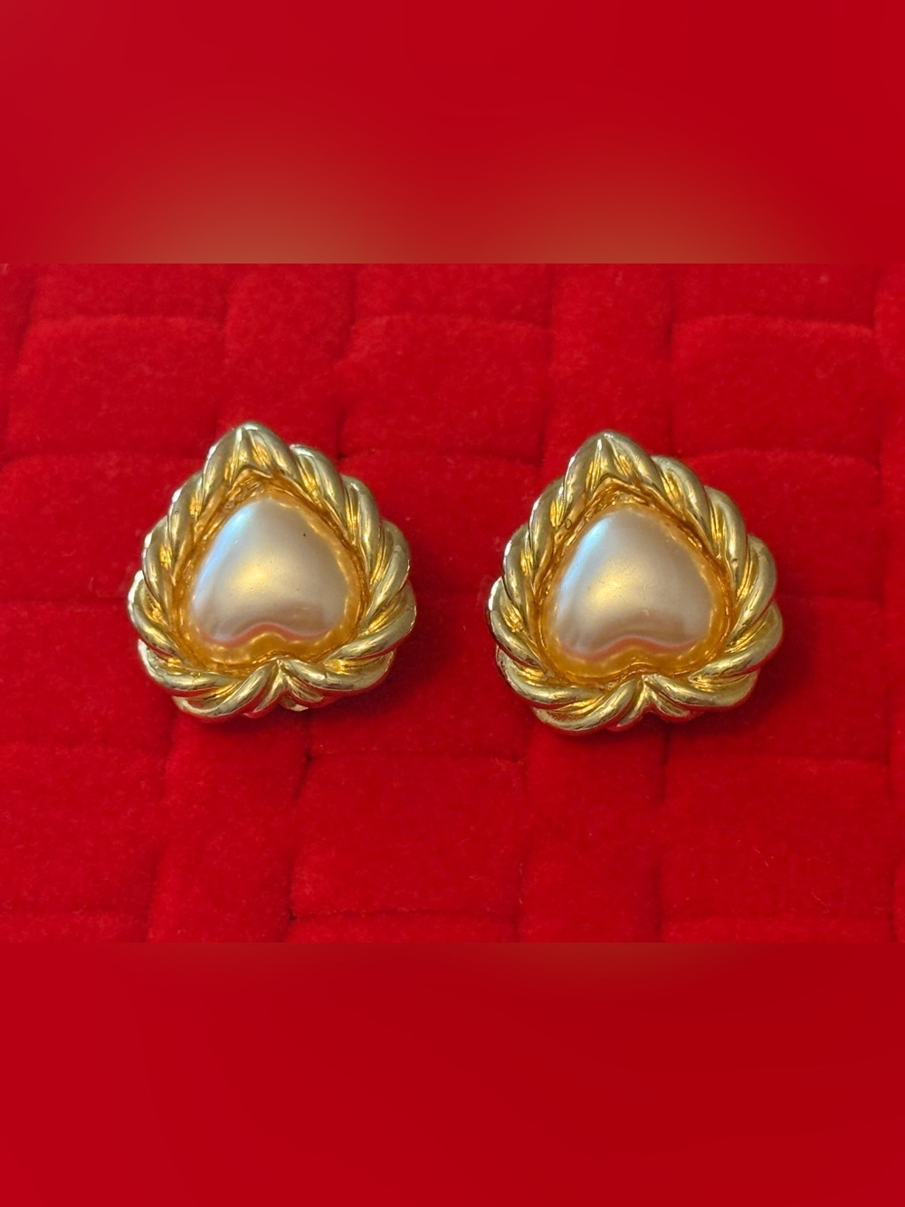Vintage Gold-Tone Pearl Heart Clip Earrings - Women Jewelry